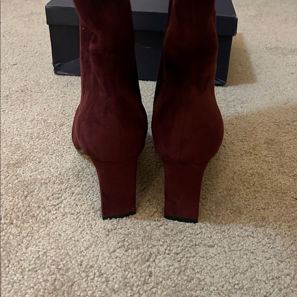 Tall Faux Suede Burgundy Boots. NWT in Box - Picture 12 of 15